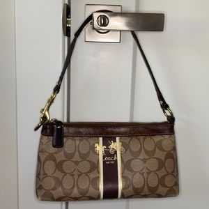Authentic Coach 2000s purse